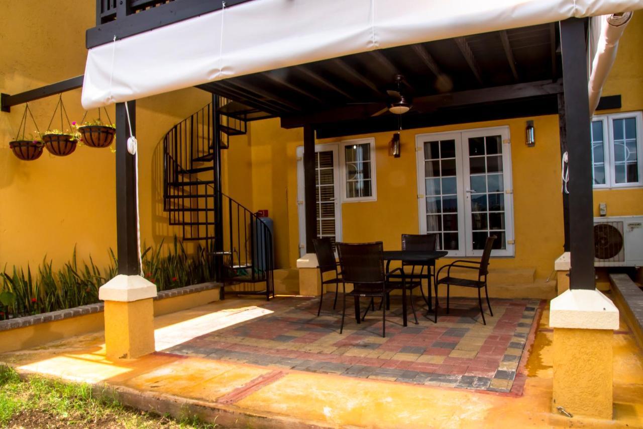 Vacation Getaway In Mango Walk Country Club Lejlighed Montego Bay Eksteriør billede